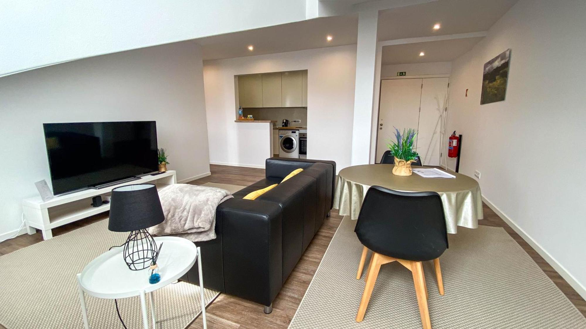 Sao Miguel Charming House By Lfc Apts Понта-Делгада Экстерьер фото